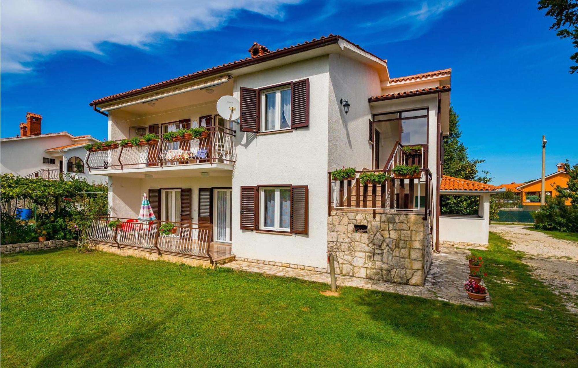 Awesome Apartment In Labin With Wifi Raša Esterno foto